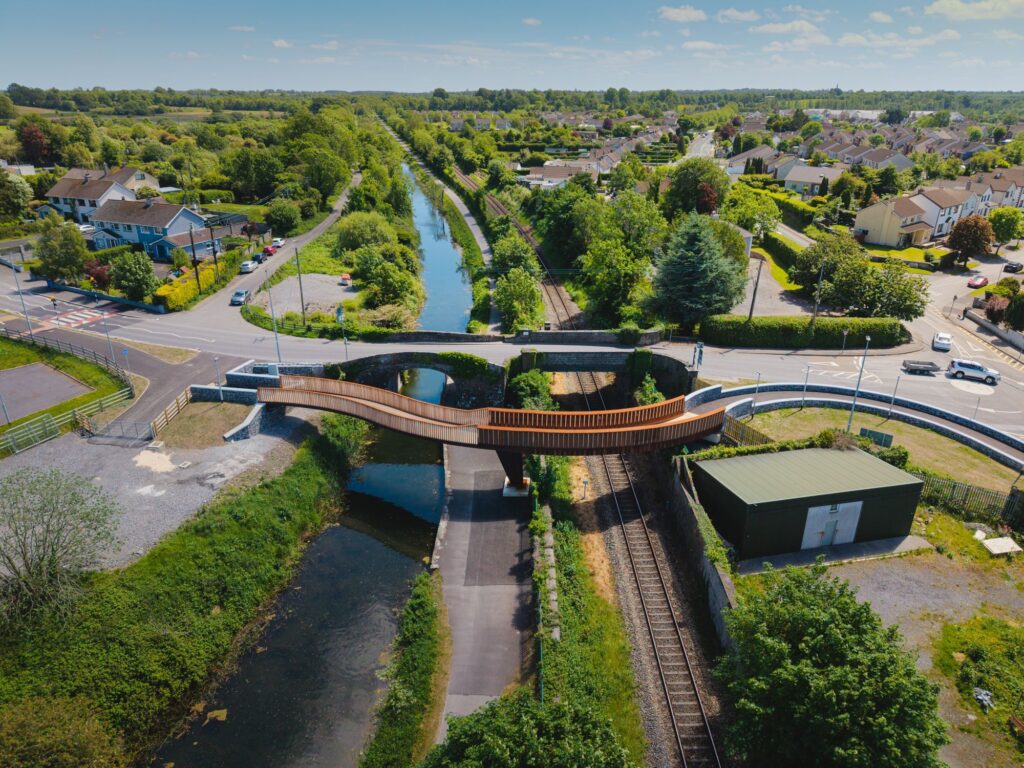 It’s fantastic to see the Saunders Pedestrian & Cycling Bridge in Mullinga &hellip;